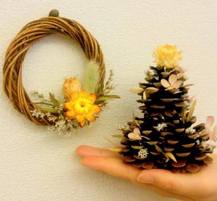 左がリース、右がツリー