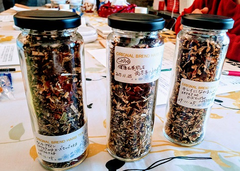 春のハーブティー